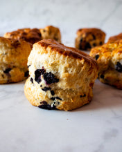 Load image into Gallery viewer, Blueberry Scones with Lemon Curd &amp; Cream ❄️
